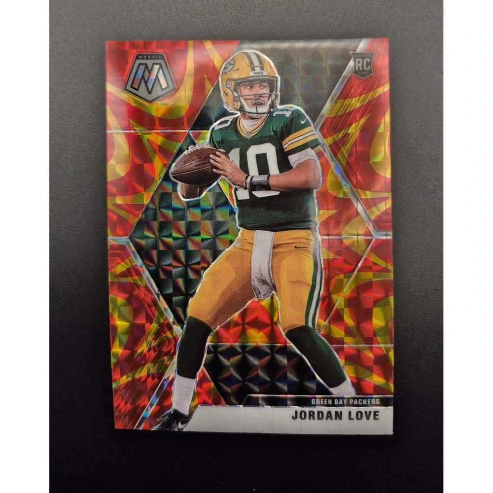 2020 Panini Mosaic Jordan Love #211 Rookies Mosaic Reactive‎ Gold Prizm (RC)
